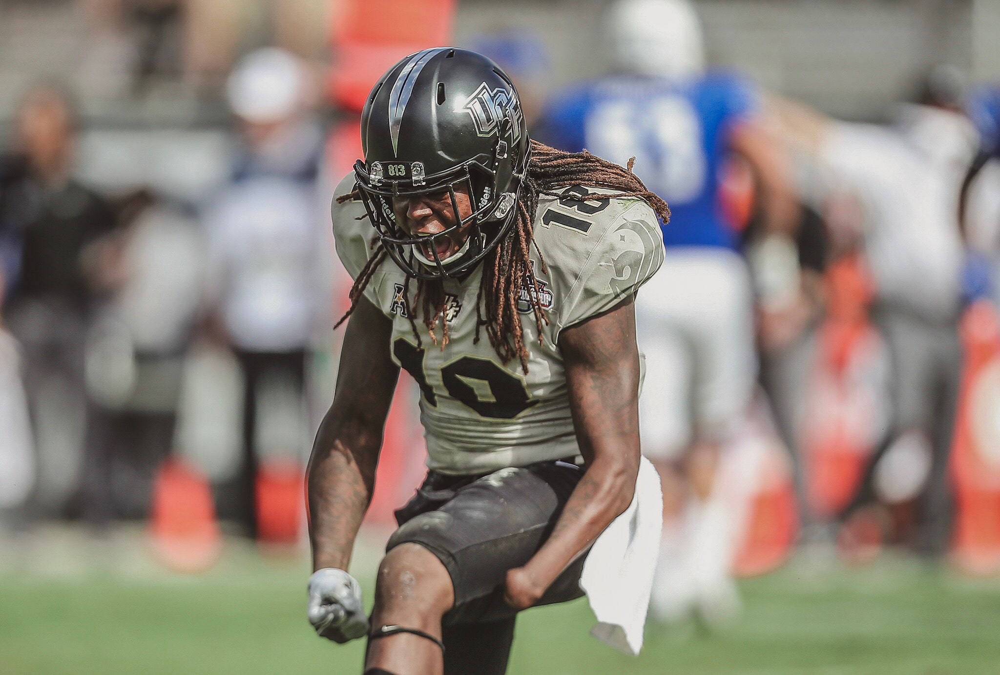 Meet Shaquem Griffin The UCF Knight's OneHanded Superstar